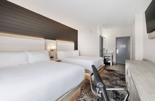 Rochester Hotel | Oakfield Hotel & Suites, Ascend Hotel Collection