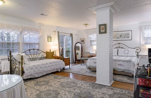 Asheville Cama Y Desayuno | Oakland Cottage Bed & Breakfast