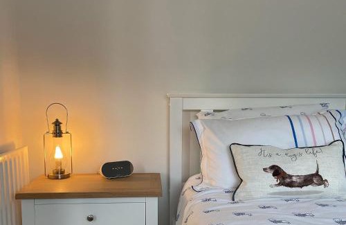 Old Brampton Casa | Oakleigh