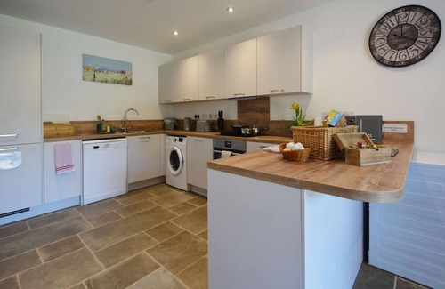 Payhembury Casa | Oakleigh View - Contemporary rural barn conversion in East Devon countryside