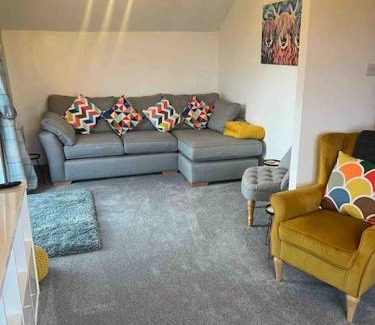 Leyburn Casa | Oaklodge House