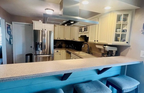 Plum Casa | Oakmont 5-bedroom house, 1-2 min walk to US Open 2025 Golf Course entrance