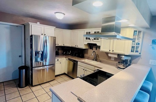 Plum Casa | Oakmont 5-bedroom house, 1-2 min walk to US Open 2025 Golf Course entrance
