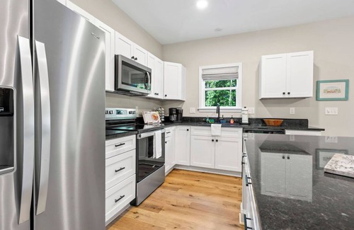 Dahlonega Casa | Oakmoss Cottage- New Hottub - Office - Local Wineries - Pet friendly - Dahlonega