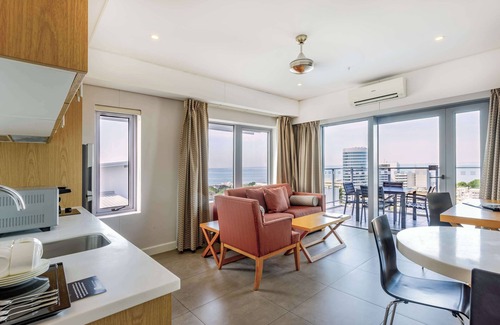 Darwin City Centre Hotel | Oaks Darwin Elan Hotel