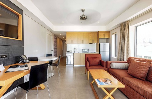 Darwin City Centre Hotel | Oaks Darwin Elan Hotel