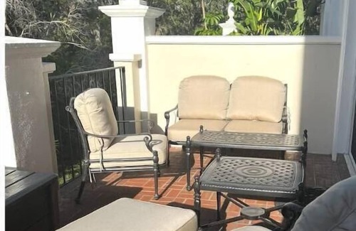 Vamo Condominio | Oaks Preserve Condominium