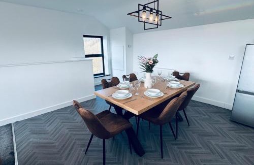 Frizington Casa | Oaktree Cottage - 3 Bedrooms - Sleeps 6