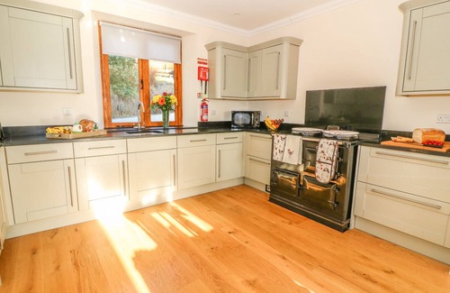 Rhayader Cabaña | Oakwood House
