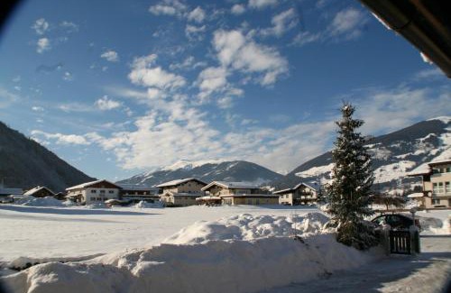 Hollersbach im Pinzgau Apartamento | Oase der Ruhe