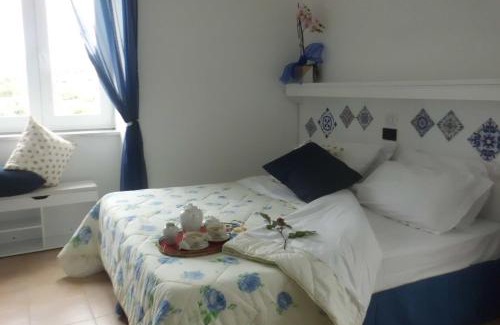 Priora Cama Y Desayuno | Oasi Madre della Pace