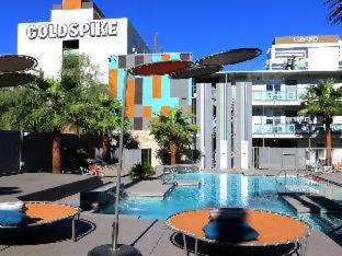 Downtown Las Vegas Hotel | Oasis at Gold Spike