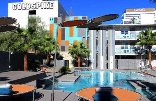 Downtown Las Vegas Hotel | Oasis at Gold Spike