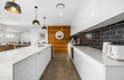 Sapphire Beach Casa | Oasis at Sapphire – Stylish Coastal Comfort with Poolside Living