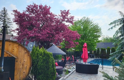Bradford West Gwillimbury Otro | Oasis Backyard