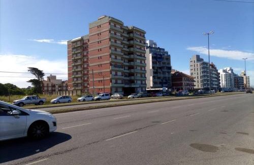 Barrio Constitución Apartamento | OASIS DE MAR (frente al mar) con cochera