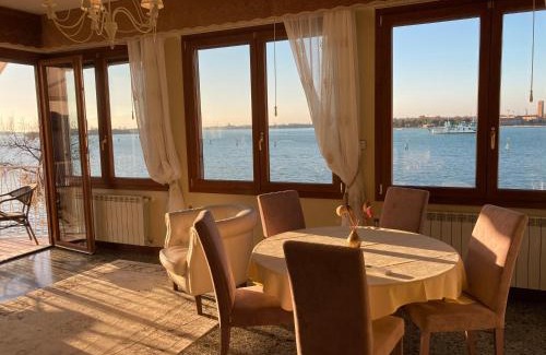 Santa Maria in Stelle Chalet De Esquí | OASIS Golden Lagoon Chalet