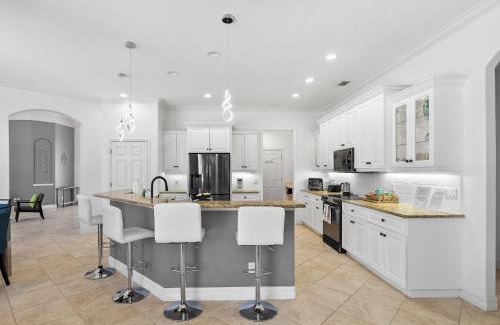 Long Meadow Casa | Oasis Home Heated Pool Fenced Yard