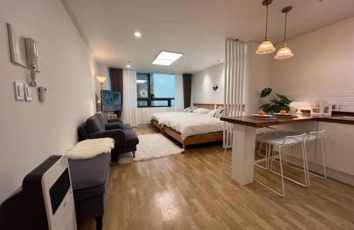 Mapo Casa | Oasis Hongdae City View