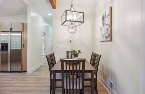 Lindridge-Martin Manor Casa | Oasis in ATL- 3BR/2BA Lux Serene Bungalow w/ Gorgeous Private Backyard and Pool