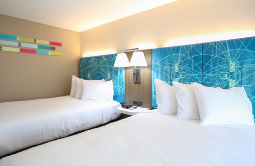 Polk Village Hotel | Oasis Inn