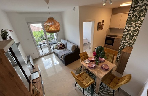 Bijeljina Apartamento | Oasis - modern city oasis