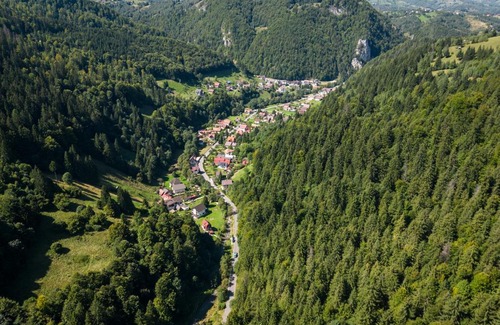 Moieciu de Jos Villa | Oasis Mountain Villa
