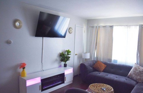 Linden Apartamento | Oasis Near it All!