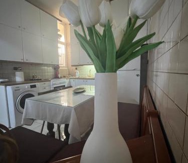 Nikaia-Agios Ioannis Rentis Apartamento | Oasis Pool Flat-near 2 metro stations-