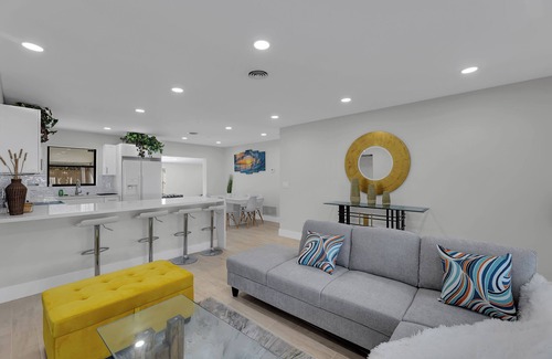 Garden Isles Casa | Oasis Pool Home less than 10 minutes from Beach
