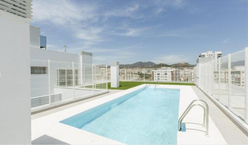Las Chapas Apartamento | Oasis Pool Málaga