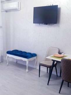 Riscani Apartamento | OASIS Premium class 1BD apartment with living room