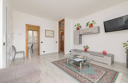 Cesate Apartamento | [OASIS] Three-room apartment Rho Fair Milan-Lake Como-Monza-Malpensa