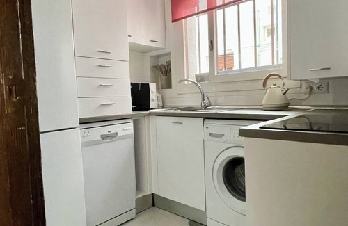 San Juan Bautista Apartamento | Oasis to enjoy closed to IFEMA. Bernabeu…welcoming Madrid…