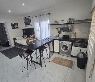 Kimberley Apartamento | Oasiselfcatering guest house
