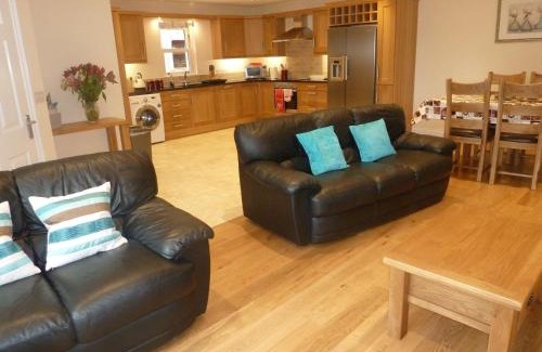 Hillsborough Casa | Oatlands Self Catering Lets