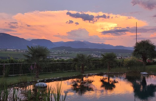 Berg/Monte Apartamento | Oberberghof - Holiday apartment with terrace, fantastic view and organic bathing pond