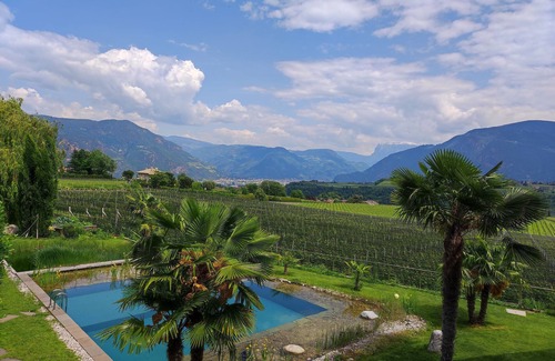 Berg/Monte Apartamento | Oberberghof - Holiday apartment with terrace, fantastic view and organic bathing pond