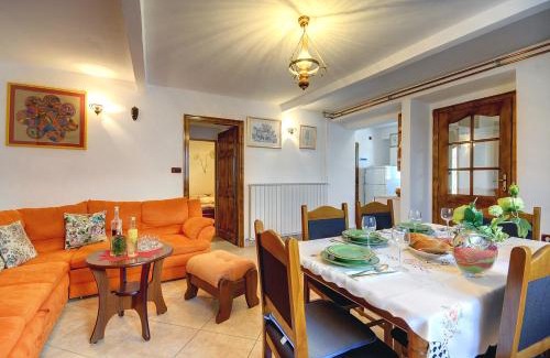 Kanfanar Apartamento | Oberhalb des Limfjords liegt diese Ferienwohnung mit Pool, Terrrasse und Grillplatz
