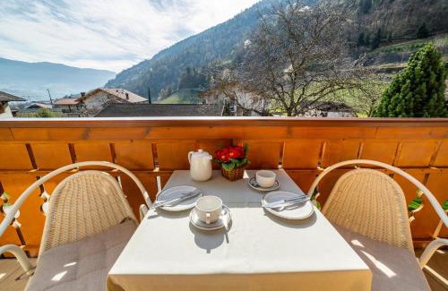 Lagundo Apartamento | Obermoarhof Hönigspitze OG