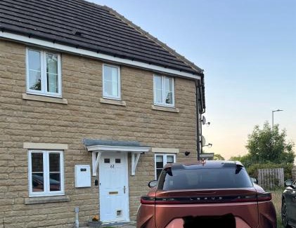 Bingley Casa | Oberon's Rest - Spacious 2 Bed Home perfect for Contractors & Families near Shipley, Bradford