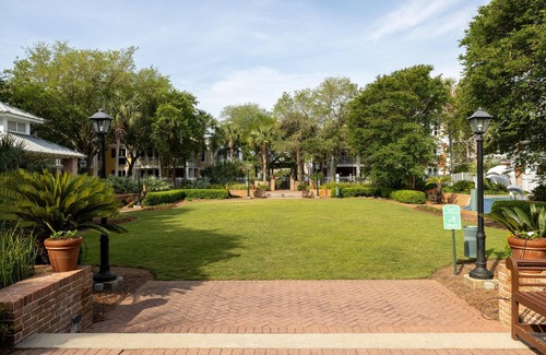Villa Lago Condominio | Observation Point South Studio - Your Ideal Vacation Getaway in Sandestin at Sandestin Golf and Beach Resort!