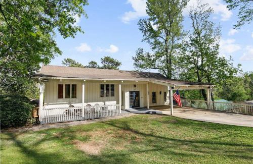 Crestline Heights Casa | Observatory Drive Terrace House