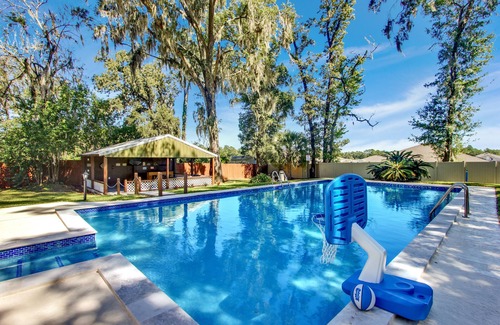 Fort King District Casa | Ocala Oasis 4BR w/Pool/Cabana/GameRoom/MiniGolf
