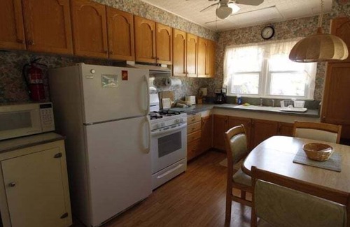 Point Pleasant Beach Casa | OCE1422L | 2BR 1 ba w/ Private Beach Access! 1st Flr unit w/ parking, PETS!