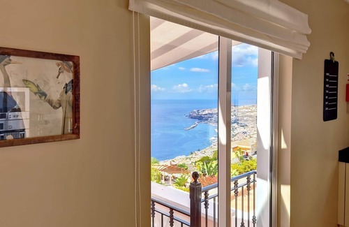 Sao Goncalo Casa | Ocean 59 by LovelyStay