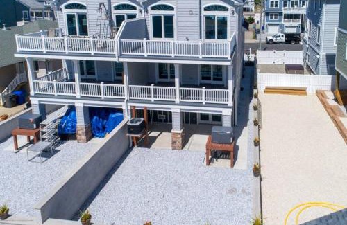 Ortley Beach Casa | Ocean and Beach Views from Five Decks in Ortley Beach