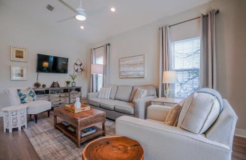 Seagrove Beach Casa | Ocean Antics - Close to the Beach and minutes to Seaside along 30A
