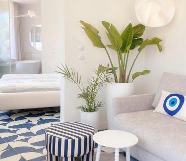Porto de Mos Apartamento | Ocean Apartment by ENDLESS SUN I modern comfort, sea view, wi-fi, parking & rooftop pool