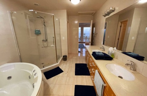 Laie Casa | Ocean Balcony Suite: Spacious 1 bedroom 1 bath